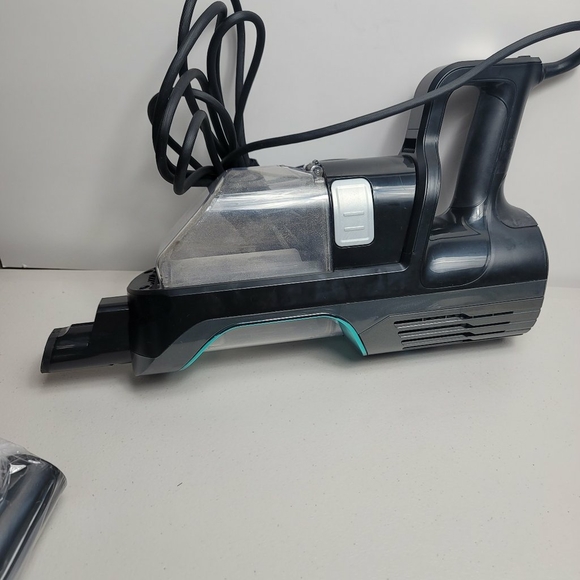 Shark Chassis Motor Main Unit w/ accessories for HH202 UltraLight Vacuums - Picture 6 of 8